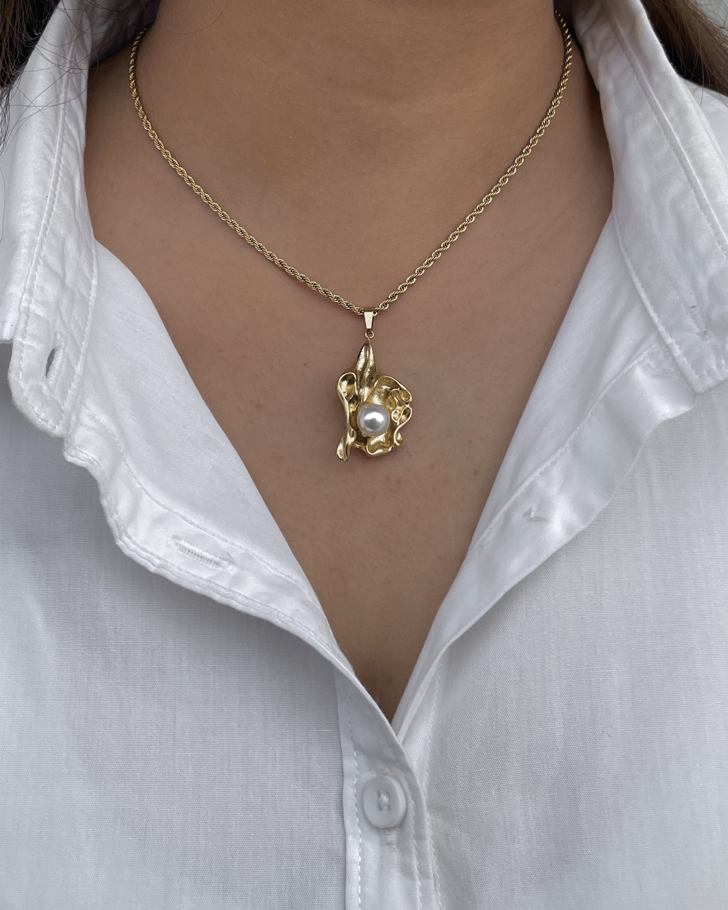 Serenity Shell Pendant