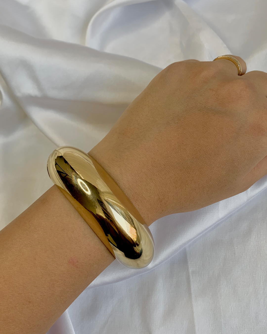 Forever Classic Bangle