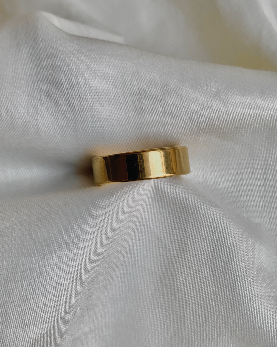 Classic Band Ring