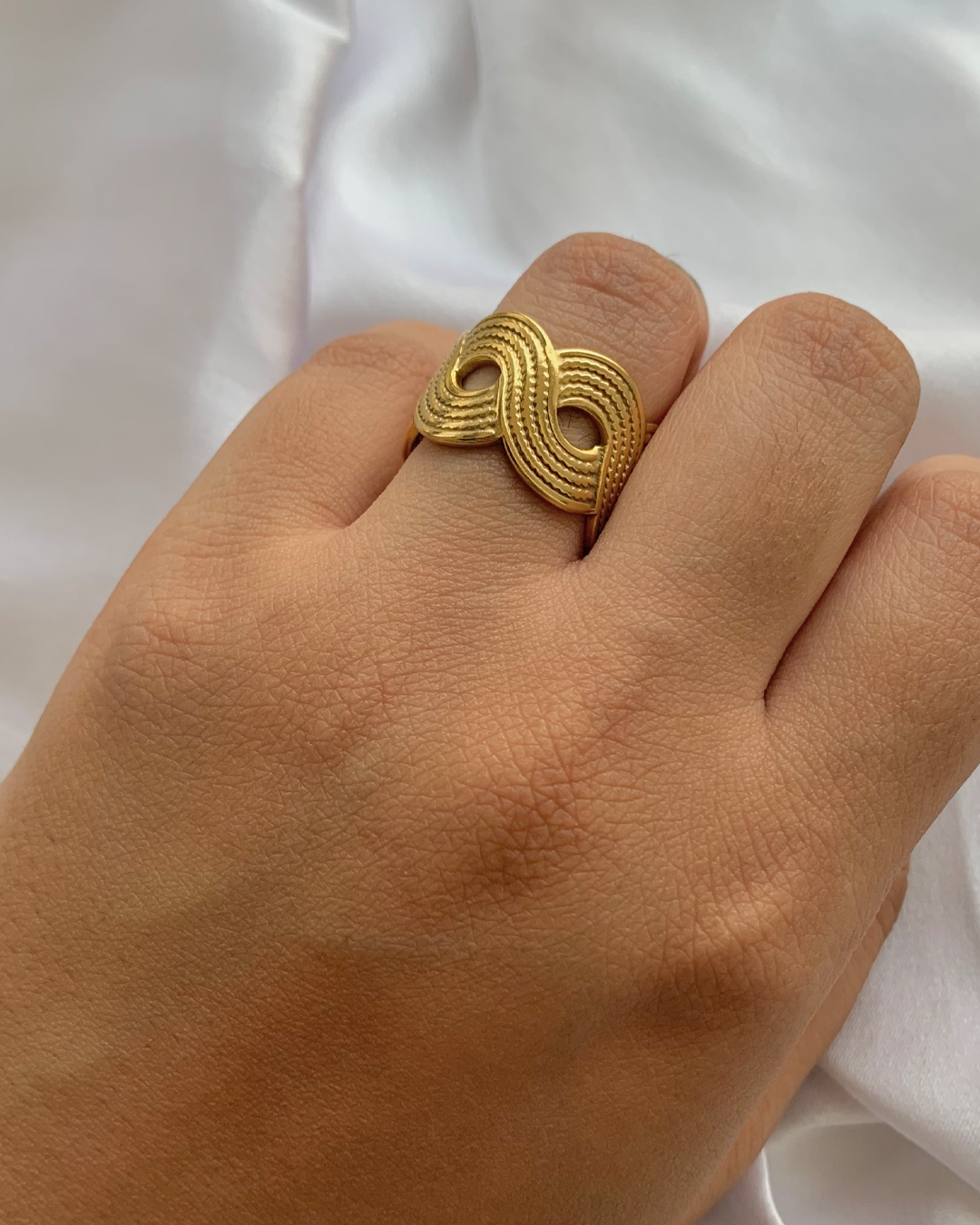 Endless Loop Ring