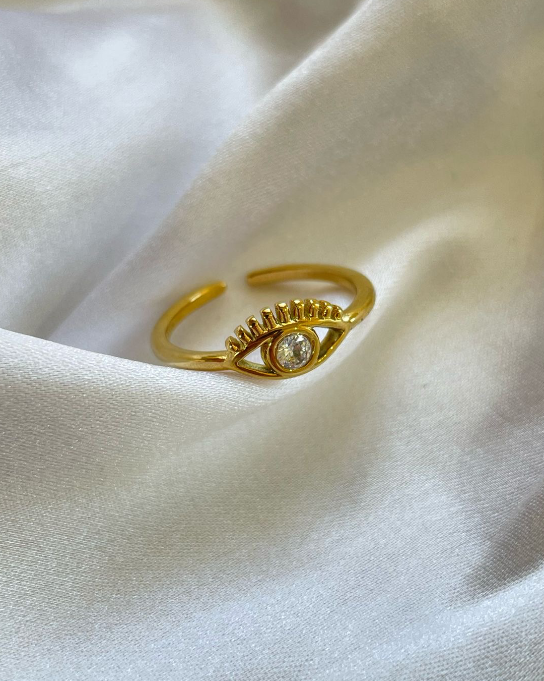 Noor Eye Ring