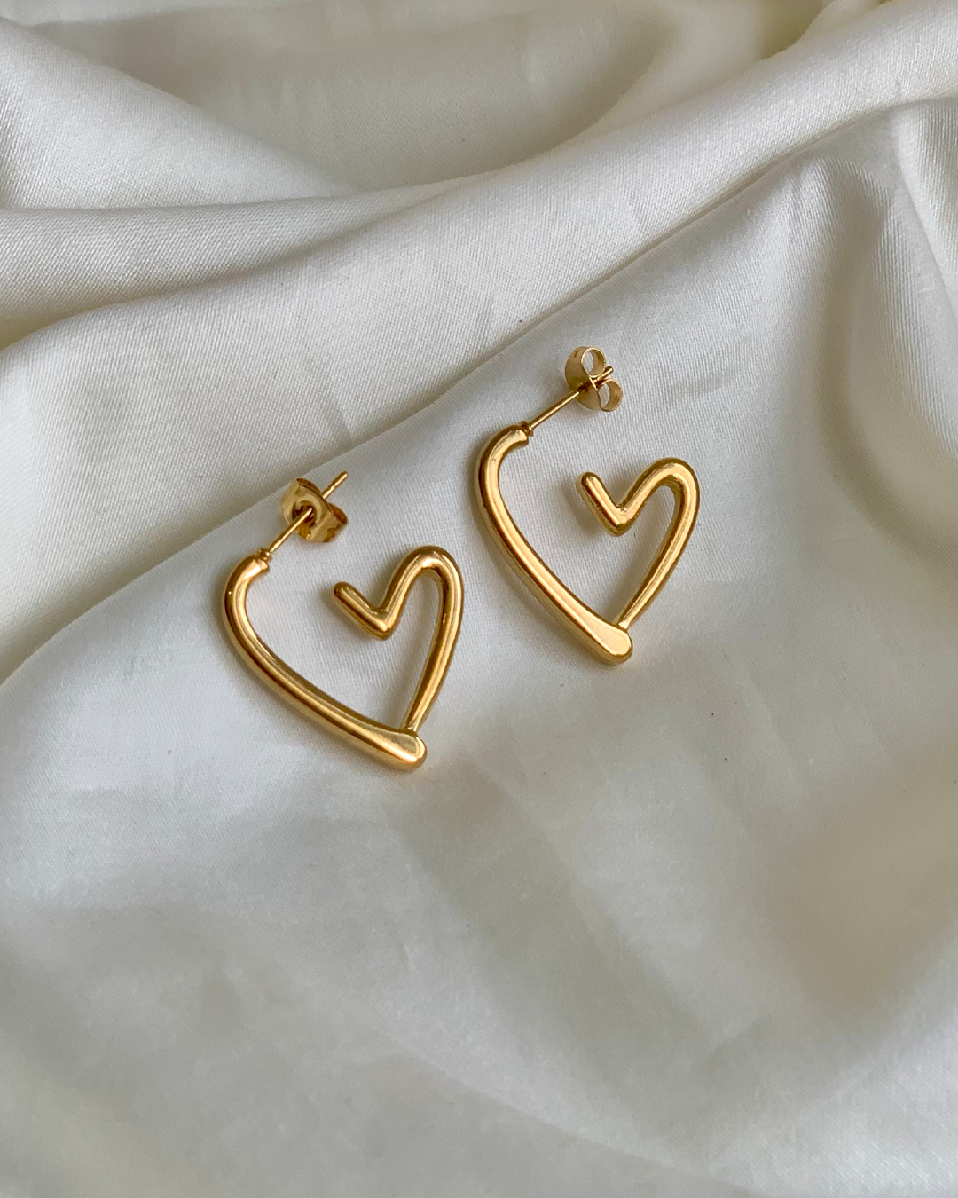 Curvy Hearts Earrings