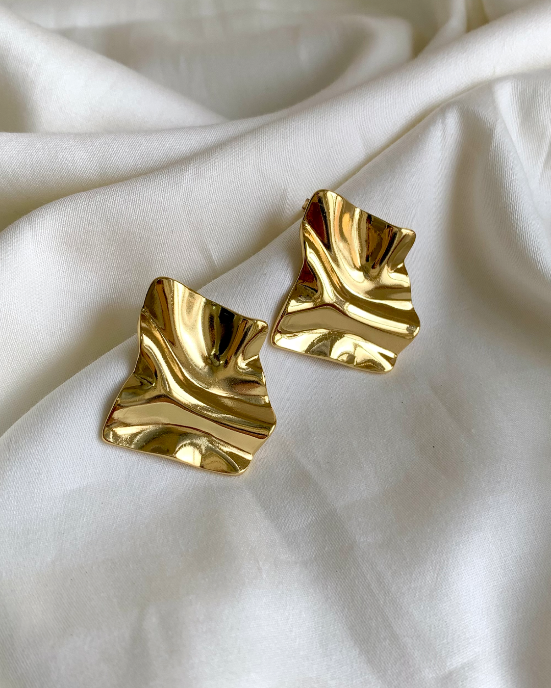 Wavy Horizon Earrings