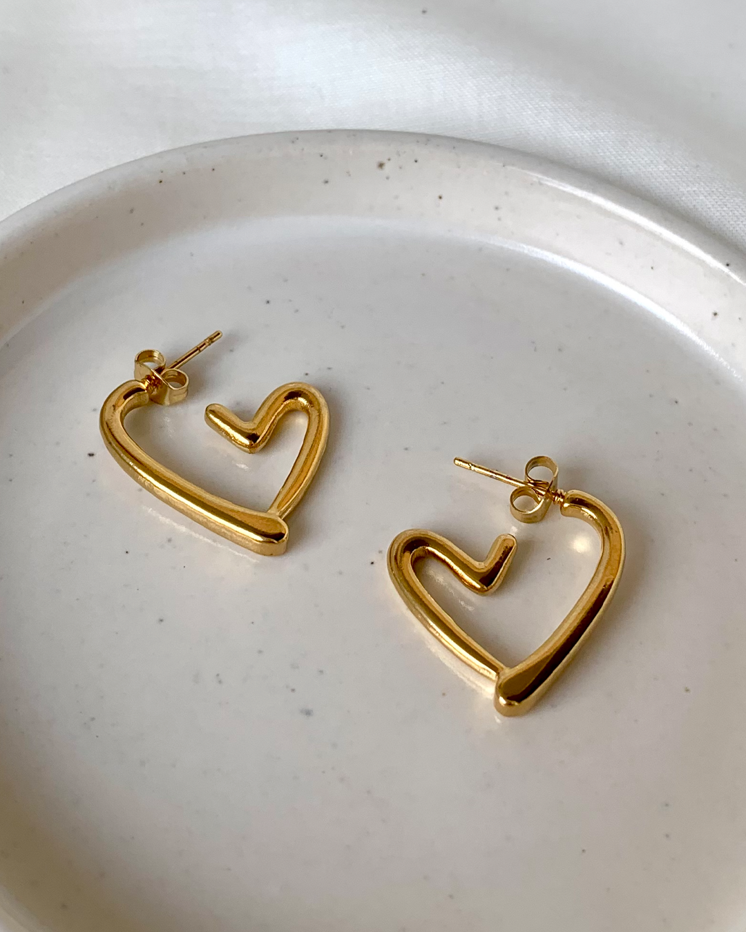 Curvy Hearts Earrings
