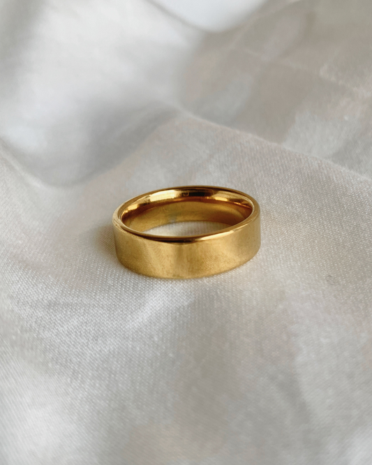 Classic Band Ring