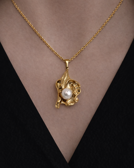 Serenity Shell Pendant