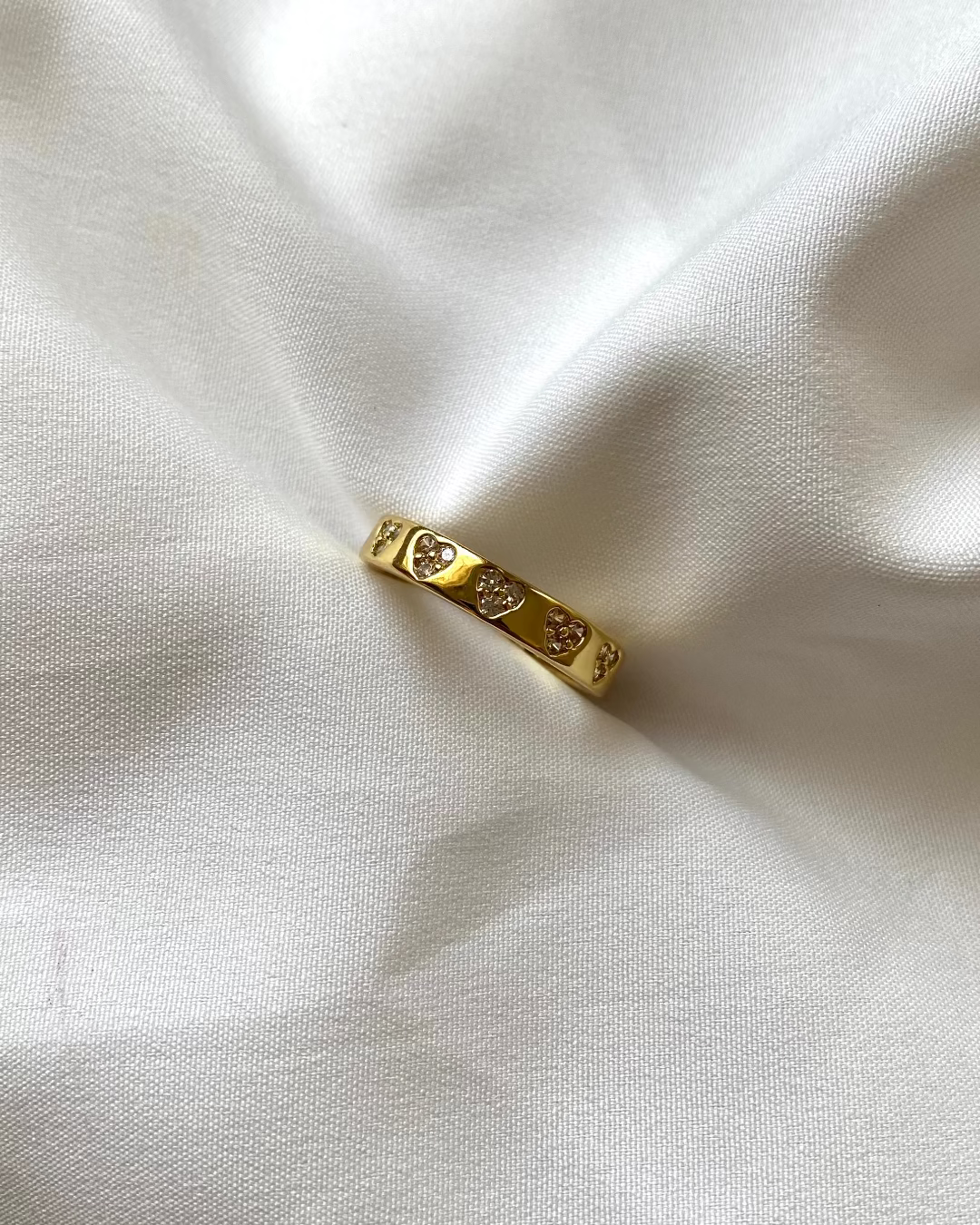 Lovy Dovy Ring
