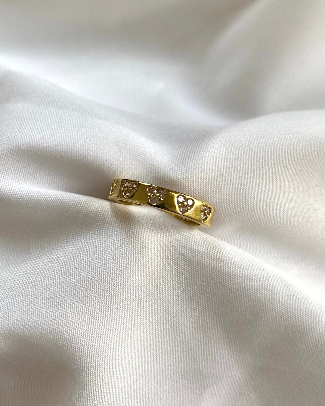 Lovy Dovy Ring