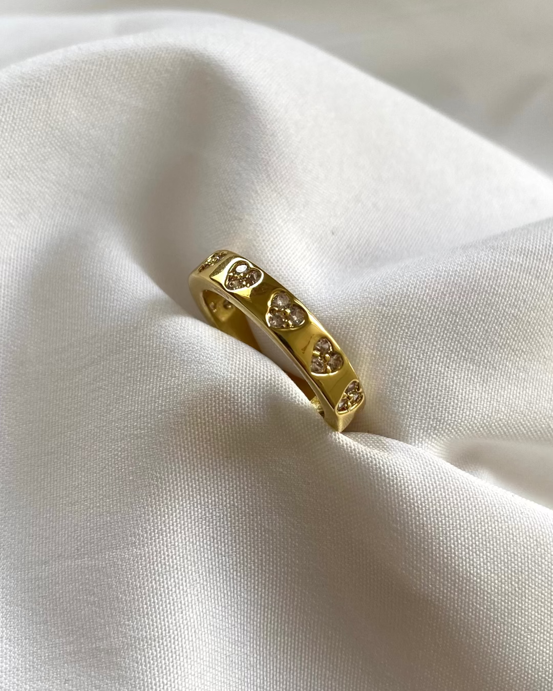 Lovy Dovy Ring