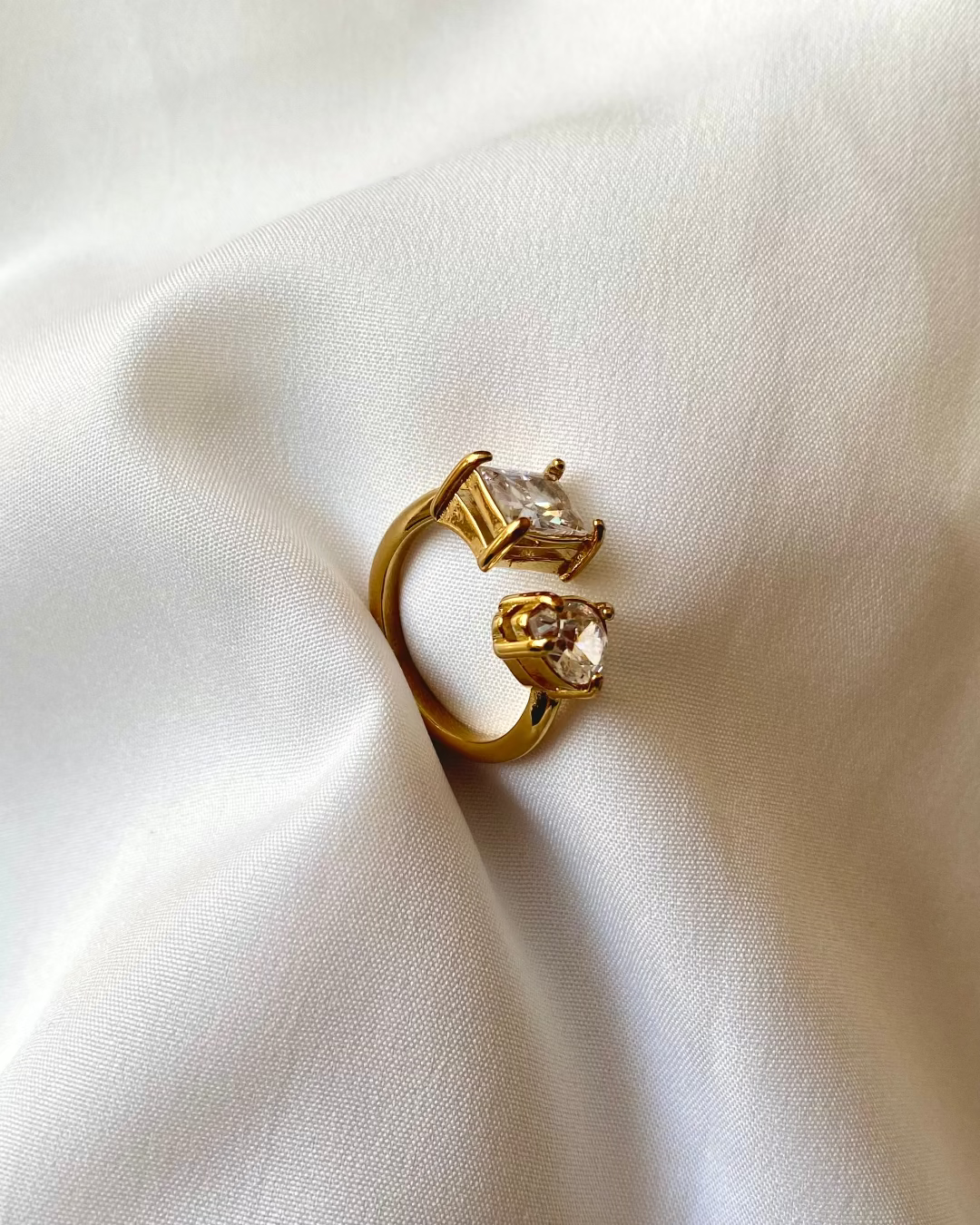 Eva Ring