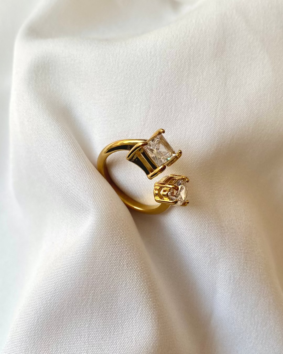 Eva Ring