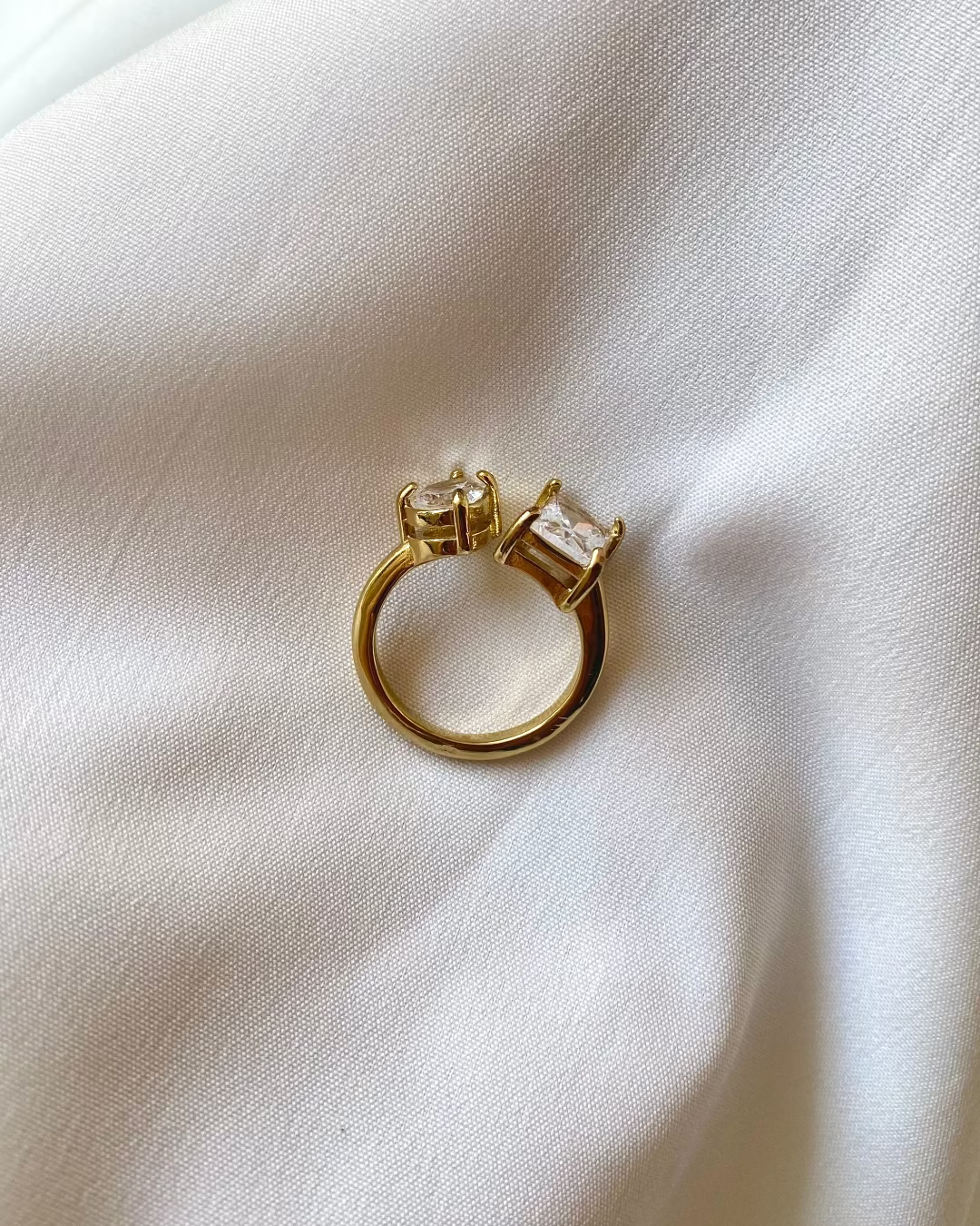 Eva Ring