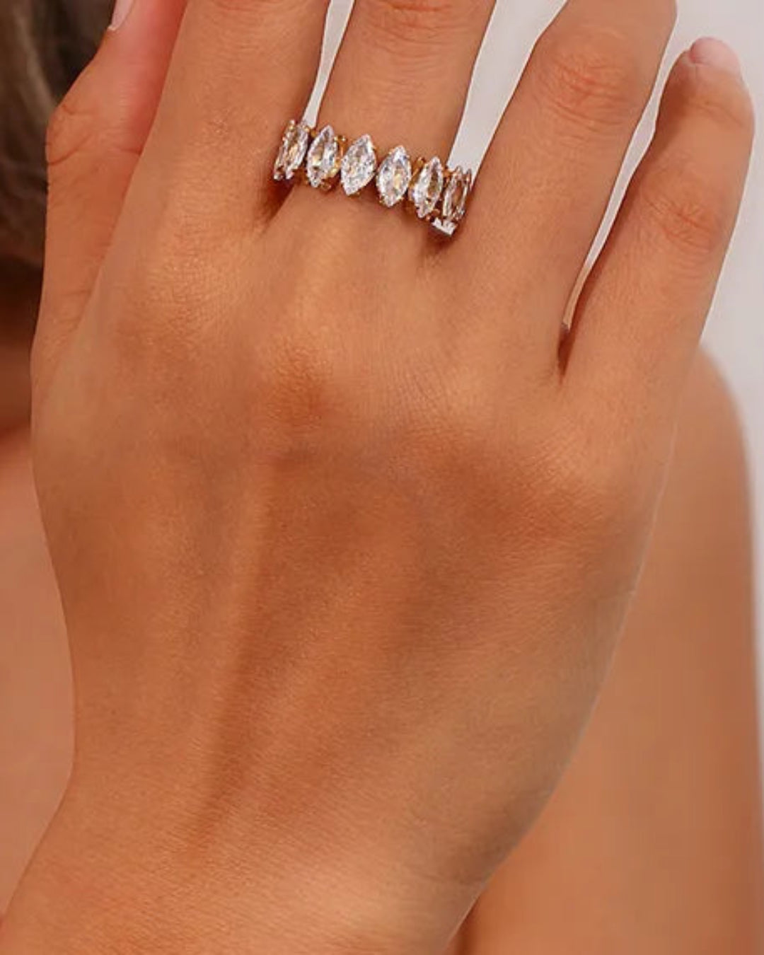 Luxe Arc Ring
