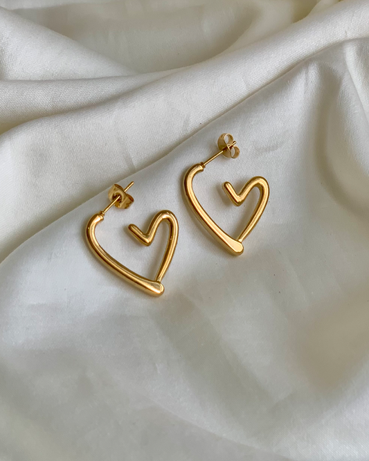Curvy Hearts Earrings